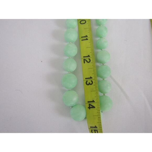 Green Marble Beaded Silver Tone Necklace 28" Boho Cottagecore Festive Whimsical - Picture 6 of 7